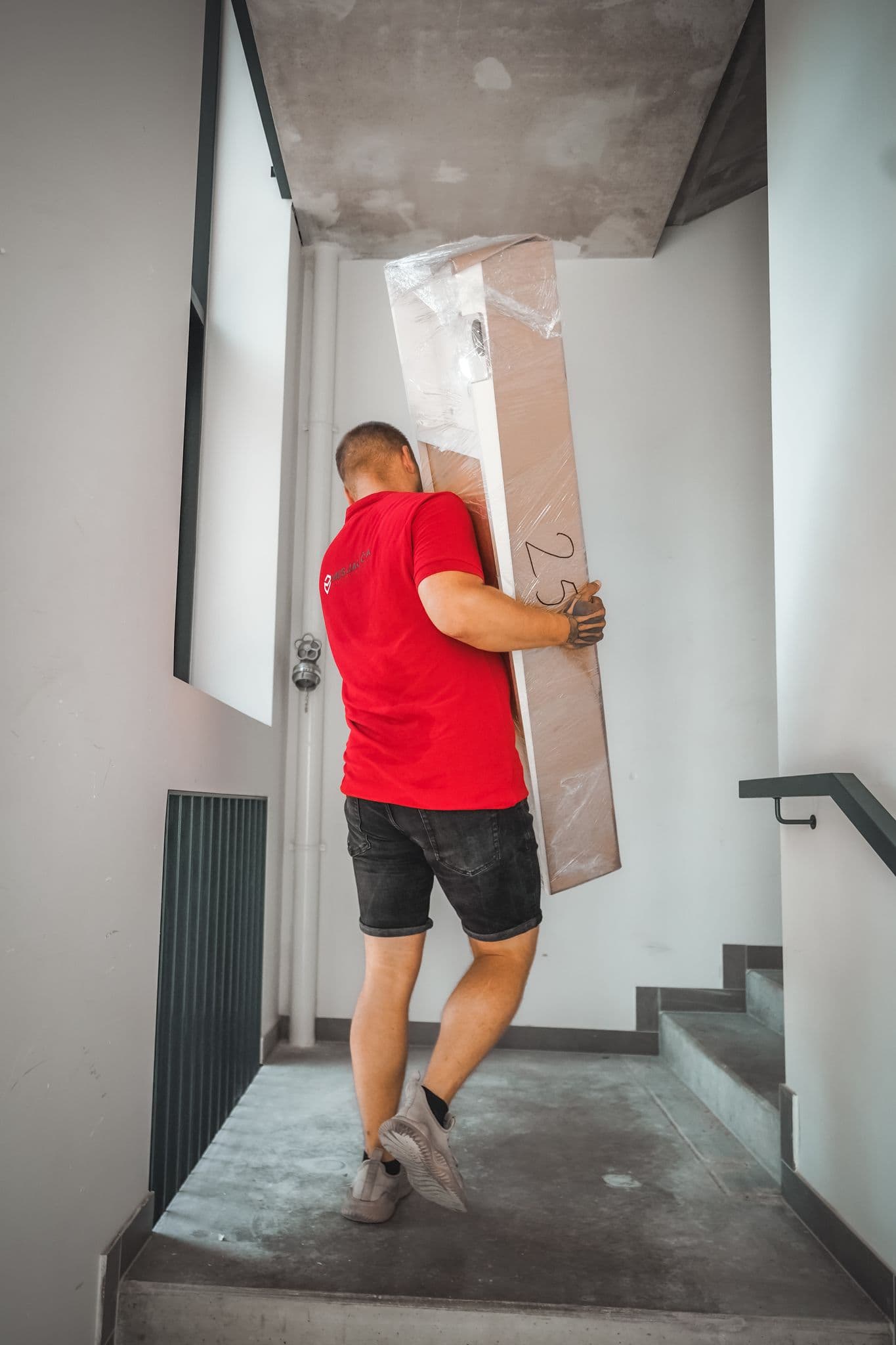 Moving service 2